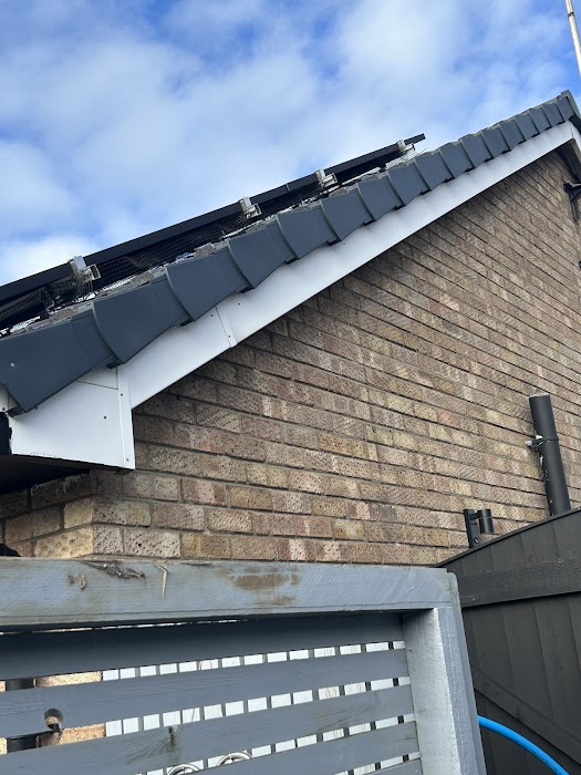 Roof Installation at Upton Barn - Photo 2