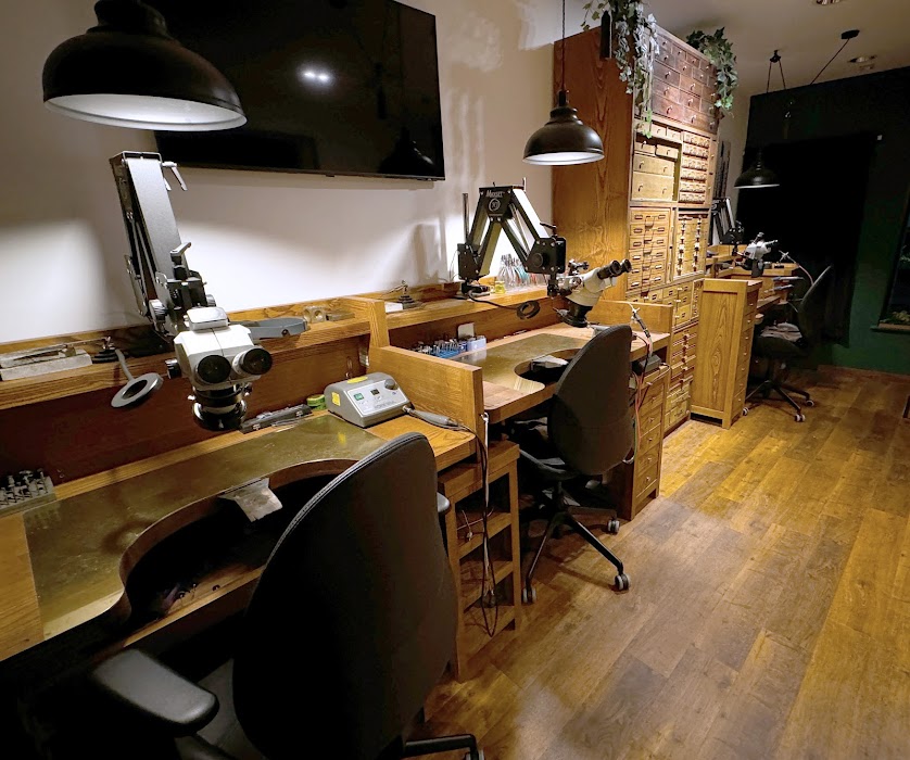 Complete Shop Refurbishment - Photo 3