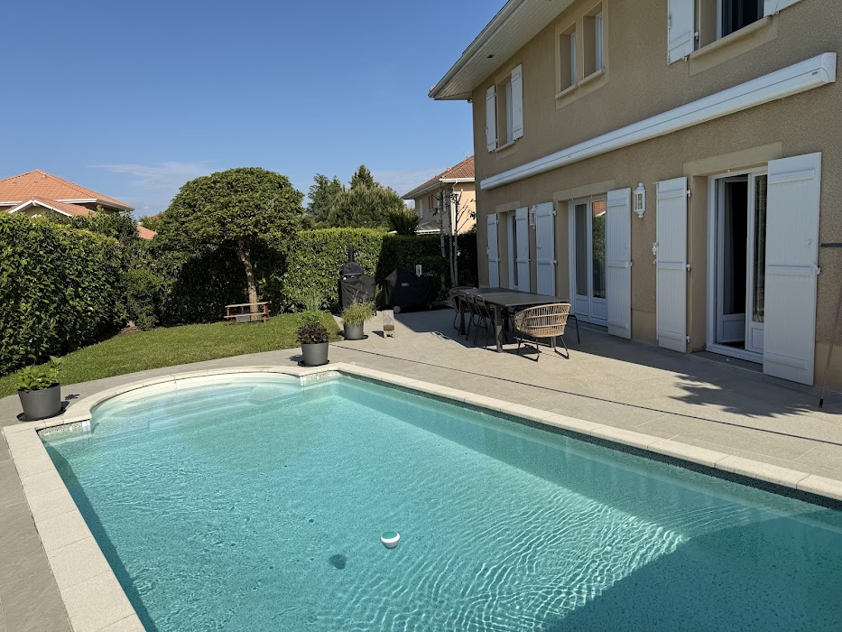 Pose de dalles en grès cérame