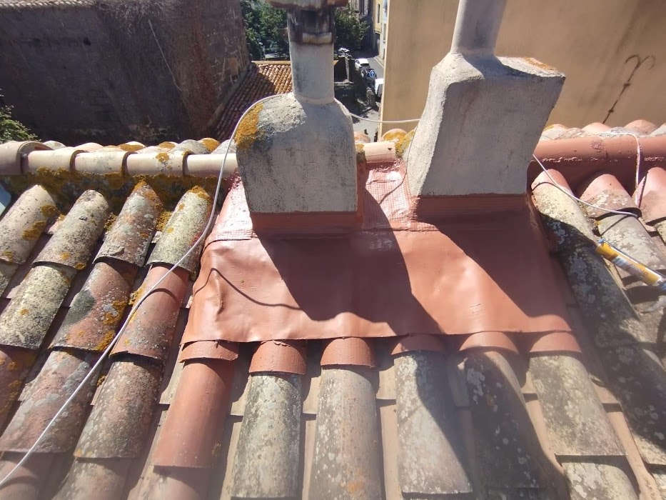 Nettoyage et traitement de toiture