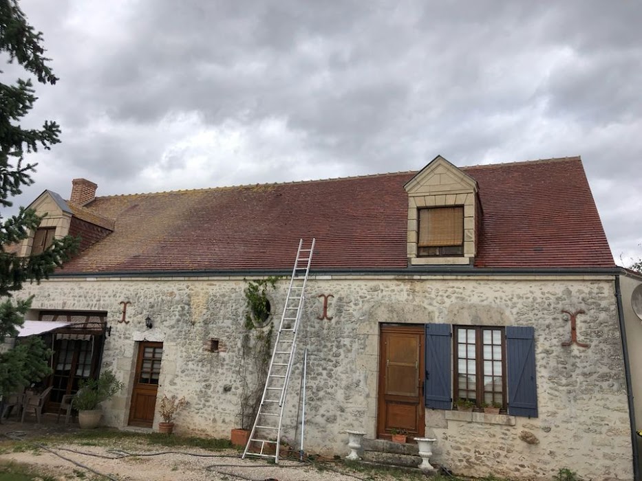 M.MAYEUR Demoussage Toiture Façade Hydrofuge Couvreur - Notre atelier
