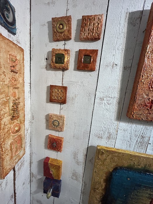 Exposition immersive de peintures en relief - Photo 3