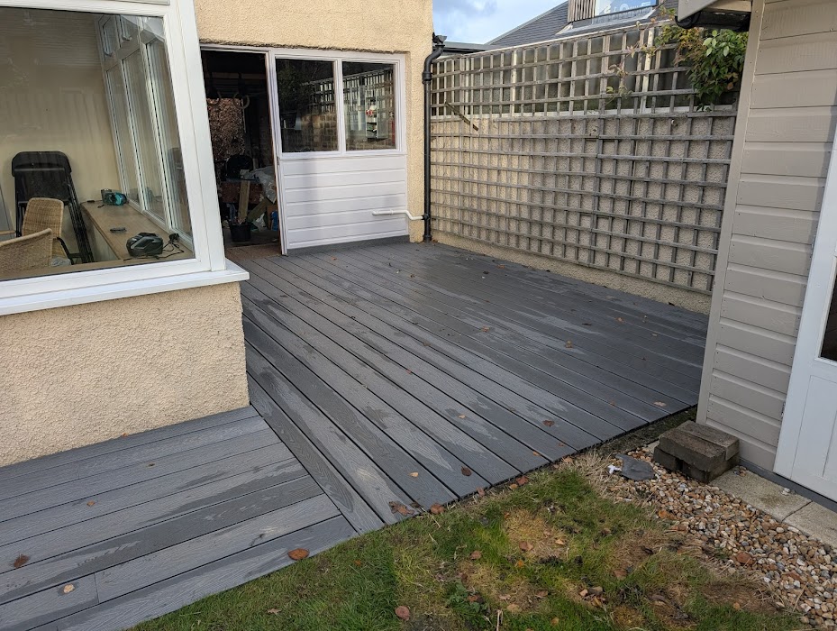 Composite Decking by Garden Construction Co - Notre atelier