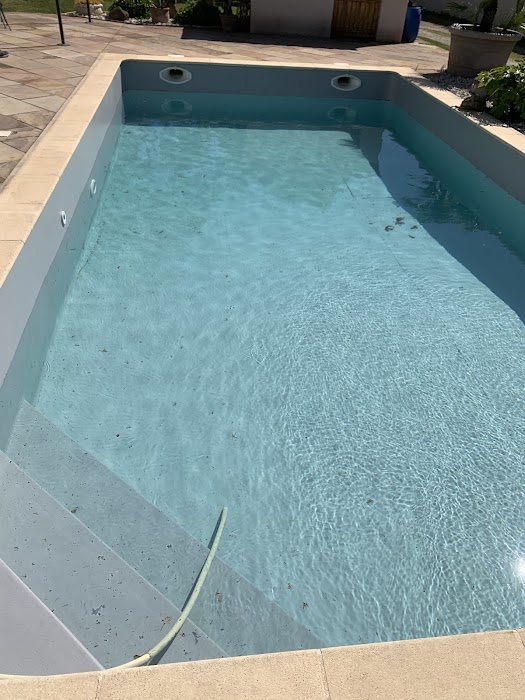 Pose de PVC armé pour piscine